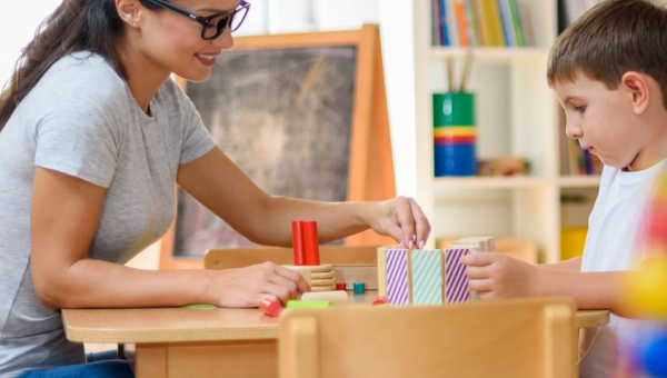 ALFABETIZAÇÃO E LETRAMENTO E A PSICOPEDAGOGIA INSTITUCIONAL